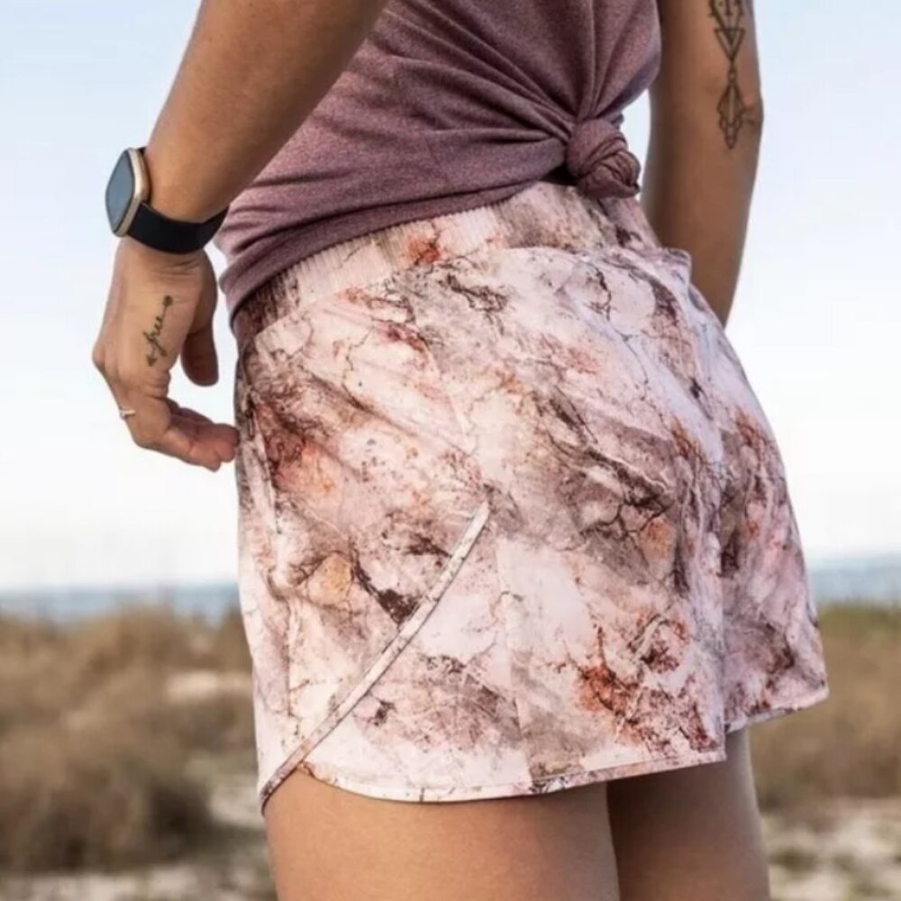 CALIA by Carrie Underwood Women's Swift Shorts - Pink/Tan - Small